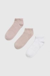 Skarpety 3-pack. Skarpety damskie MOODO, bez wzorów, z elastanu. Za 34.99 zł.