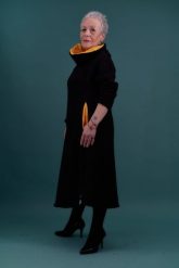 Sukienka Olga czarna z mandarynką. Czarne sukienki dla dziewczynek Hultaj Polski, bez wzorów, z bawełny, bez ramiączek, krótkie. Za 429.00 zł.