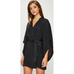 Etam - Szlafrok Jade. Czarne szlafroki damskie Etam, z materiału. Za 199.90 zł.