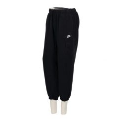 Second life - Spodnie dresowe damskie Club Fleece czarne - Stan bardzo dobry. Czarne spodnie sportowe damskie Nike, l, bez wzorów, z dresówki. Za 164.76 zł.