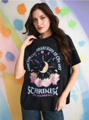 Koszulka damska - czarny. Czarne t-shirty damskie Sinsay, l, bez wzorów, z bawełny, bez kołnierzyka. Za 25.99 zł.