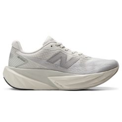 Buty damskie New Balance FuelCell Rebel v5 WFCX6SN – szare. Szare obuwie sportowe damskie New Balance, bez wzorów, z gumy, do biegania. Za 699.99 zł.