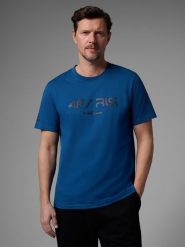 4F T-shirt regular z nadrukiem męski 4F x Robert Lewandowski - granatowy XL. Niebieskie koszulki sportowe męskie 4f, l, bez wzorów, z bawełny, bez kołnierzyka, bez ramiączek. Za 79.99 zł.