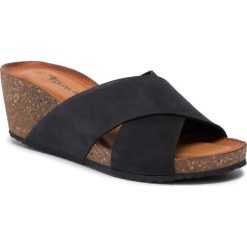 Klapki TAMARIS - 1-27267-32 Black 001. Czarne klapki damskie Tamaris, bez wzorów, z materiału, bez obcasa, na obcasie, bez zapięcia. W wyprzedaży za 169.00 zł.