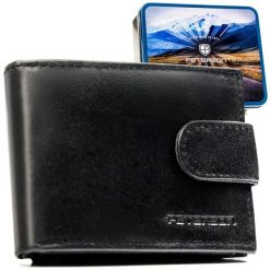 Skórzany, czarny portfel męski zamykany na zatrzask - Peterson. Czarne portfele męskie Peterson, bez wzorów, ze skóry. Za 59.99 zł.