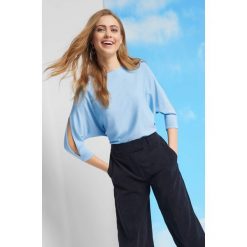 Nietoperzowy sweter. Swetry damskie Orsay. Za 49.99 zł.