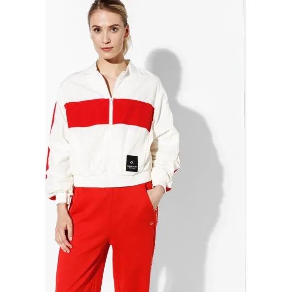Calvin Klein Kurtka Sportowa , biały, rozmiar S. Białe kurtki damskie Calvin Klein, s, bez wzorów, z materiału, bez kaptura. Za 499.99 zł.