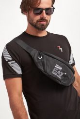 Nerka męska EA7 EMPORIO ARMANI. Saszetki męskie EA7 Emporio Armani, małe. W wyprzedaży za 230.30 zł.
