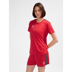 Damski jersey Hummel Authentic Pl. Czerwone koszulki sportowe damskie Hummel, bez wzorów, z jersey, bez kołnierzyka, bez ramiączek, do piłki nożnej. Za 161.00 zł.