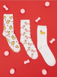 Skarpetki 3 pack corgi - kremowy. Białe skarpety damskie Sinsay, bez wzorów. W wyprzedaży za 8.99 zł.