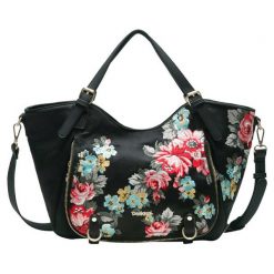 Desigual Czarna Torebka Terranova Rotterdam. Czarne torebki do ręki damskie Desigual. W wyprzedaży za 262.00 zł.