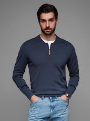 Sweter męski z wiskozą i rozpinanym dekoltem granatowy V4 OM-SWZS-0124 XXL. Niebieskie bluzy męskie Ombre, m, bez wzorów, z wiskozy, bez kaptura. Za 287.44 zł.