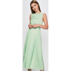 Answear - Sukienka Secret Garden. Żółte sukienki damskie ANSWEAR, l, bez wzorów, z elastanu, casualowe, bez kołnierzyka, bez ramiączek. Za 199.90 zł.