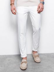 Spodnie męskie chino - białe V5. Białe spodnie materiałowe męskie Ombre Clothing, m, bez wzorów, z bawełny. W wyprzedaży za 69.99 zł.