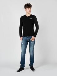 Guess Jeansy "Miami" | M3GAN1D4Z51 | Mężczyzna | Granatowy. Niebieskie jeansy męskie Guess, eleganckie. W wyprzedaży za 269.00 zł.