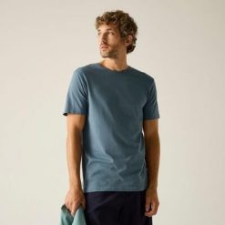 Męska koszulka z krótkim rękawem Tait, lekka i aktywna. Niebieskie koszulki sportowe męskie Regatta, m, bez wzorów, z bawełny, bez kołnierzyka, bez ramiączek, trekkingowe. Za 144.00 zł.