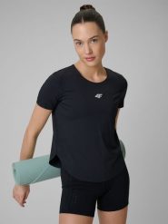 4F Koszulka treningowa regular szybkoschnąca damska - czarna M. Czarne koszulki sportowe damskie 4f, m, bez wzorów, ze skóry, bez kołnierzyka, bez ramiączek, na fitness i siłownię. Za 129.99 zł.