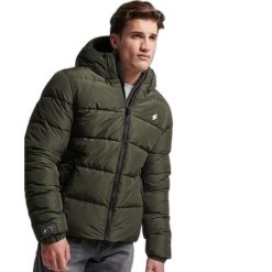 Kurtka z kapturem Superdry Sports. Zielone kurtki męskie Superdry., xl, z aplikacjami, z materiału, klasyczne, z kapturem. Za 379.00 zł.