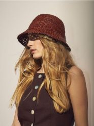 Kapelusz bucket z rafii - brązowy. Brązowe czapki i kapelusze damskie Reserved, bez wzorów. Za 139.99 zł.