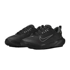 Buty do biegania Męskie Nike Juniper Trail 2 GTX V2. Czarne buty sportowe męskie Nike, bez zapięcia, do biegania. Za 499.00 zł.
