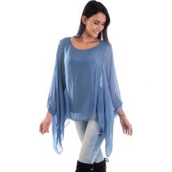 Koszulka w kolorze niebieskim. T-shirty damskie marki 100% Soie, klasyczne, z okrągłym kołnierzem, z długim rękawem. W wyprzedaży za 130.95 zł.