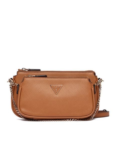 Guess Torebka Noelle II Mini HWZG96 72710 Brązowy. Brązowe listonoszki damskie Guess, z aplikacjami, ze skóry, bez dodatków. Za 299.99 zł.