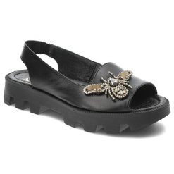 Czarne Sandały Karino Stylowe Obuwie Damskie. Czarne klapki damskie Karino, z aplikacjami, ze skóry, eleganckie, bez obcasa. Za 349.00 zł.