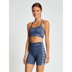 Damski biustonosz sportowy Hummel MT Blaze. Niebieskie obuwie sportowe damskie Hummel, bez wzorów, na fitness i siłownię. Za 135.00 zł.