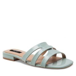 Klapki Nine West. Niebieskie klapki damskie Nine West, bez wzorów, bez obcasa. Za 107.99 zł.