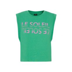 Koszulka damska Protest Lota. Zielone koszulki sportowe damskie Protest, s, bez wzorów, bez kołnierzyka, bez ramiączek. Za 184.00 zł.