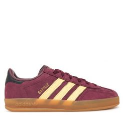 Sneakersy adidas. Czerwone trampki i tenisówki chłopięce Adidas, bez wzorów, bez zapięcia. Za 299.99 zł.