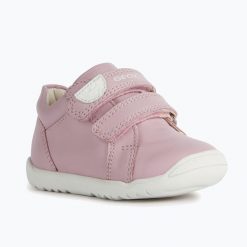 Buty dziecięce Geox Macchia. Czerwone buty sportowe dziewczęce Geox, bez wzorów, bez zapięcia, trekkingowe. Za 179.99 zł.