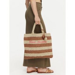 Torebka Liu Jo. Brązowe torebki do ręki damskie Liu Jo, bez wzorów, bez dodatków. Za 389.99 zł.