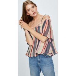 Pepe Jeans - Top. Topy damskie marki Pepe Jeans. W wyprzedaży za 179.90 zł.