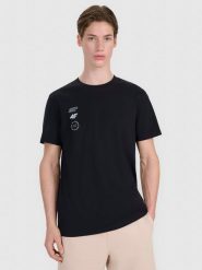 4F T-shirt regular z nadrukiem męski - czarny XXL. Czarne koszulki sportowe męskie 4f, m, bez wzorów, z bawełny, klasyczne, bez kołnierzyka. Za 59.99 zł.
