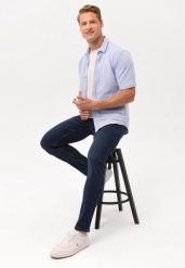 Koszula z krótkim rękawem niebieska, Slim Fit, C-XEWIR. Niebieskie koszule męskie Volcano, na lato, m, bez wzorów, z bawełny, eleganckie, bez kołnierzyka, bez ramiączek. Za 129.99 zł.