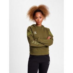 Sweatshirt bluza z kapturem dla kobiet Hummel Travel. Zielone bluzy damskie Hummel, bez wzorów, z kapturem, na fitness i siłownię. W wyprzedaży za 187.00 zł.