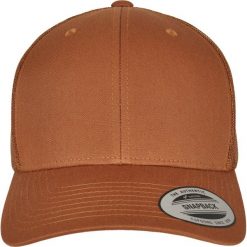 Retro Trucker Cap. Brązowe czapki i kapelusze damskie FLEXFIT, bez wzorów, retro. Za 51.99 zł.
