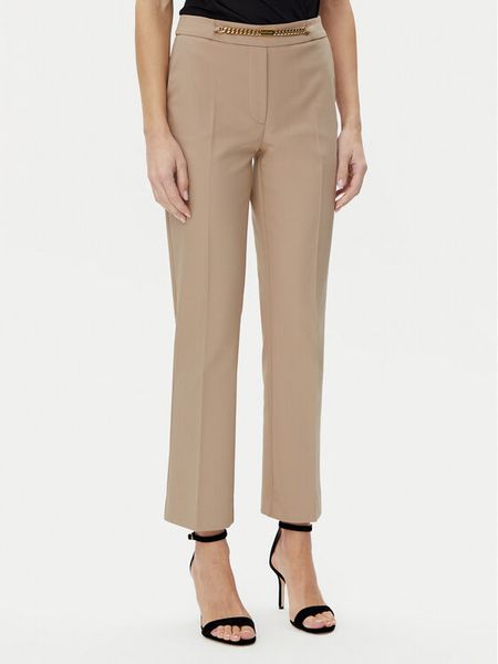 Marciano Guess Spodnie materiałowe 5GGB17 7311A Brązowy Regular Fit. Brązowe spodnie materiałowe damskie Marciano Guess, z aplikacjami, z bawełny. Za 549.99 zł.