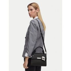Torebka KARL LAGERFELD. Czarne torebki do ręki damskie KARL LAGERFELD, bez wzorów, bez dodatków. Za 849.99 zł.