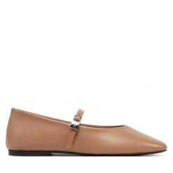 Baleriny Calvin Klein. Brązowe baleriny damskie Calvin Klein, bez wzorów, bez obcasa. Za 319.99 zł.