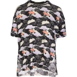 Koszulka "Aixa" w kolorze czranym ze wzorem. T-shirty damskie Frieda Sand, z bawełny, z okrągłym kołnierzem, z krótkim rękawem. W wyprzedaży za 108.95 zł.