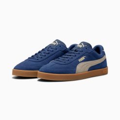 Puma Buty Club Ii Era Suede 40071711. Niebieskie eleganckie półbuty Puma, z gumy, eleganckie, bez zapięcia. Za 203.99 zł.