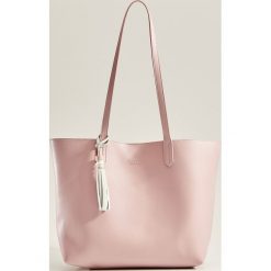 Torba shopper z chwostem - Różowy. Torebki shopper damskie marki Mohito. Za 119.99 zł.