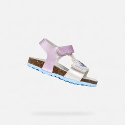 Sandały GEOX B SANDAL CHALKI Wielokolorowy. Niebieskie sandały damskie Geox, bez wzorów, z syntetyku, bez obcasa, bez zapięcia. Za 238.99 zł.