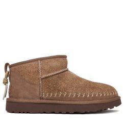 Śniegowce Ugg. Brązowe śniegowce i trapery damskie UGG. Za 809.99 zł.