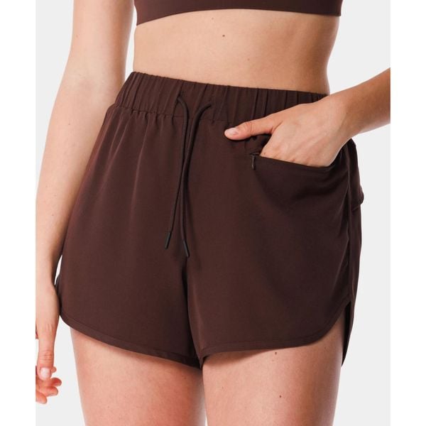 Lekkie szorty dla kobiet sportowe z kieszonką Carpatree Balletcore. Brązowe legginsy damskie Carpatree, bez wzorów. Za 179.99 zł.