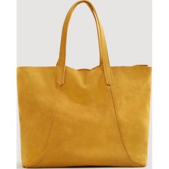 Mango - Torebka skórzana Julia. Torby na ramię damskie Mango, z bawełny. Za 159.90 zł.