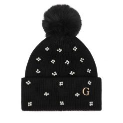 Czapka Guess. Czarne czapki i kapelusze damskie Guess, na zimę, z aplikacjami. Za 154.99 zł.