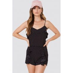 Rut&Circle Szorty z falbankami Ferry - Black,Multicolor. Czarne szorty damskie Rut&Circle, z poliesteru. Za 121.95 zł.